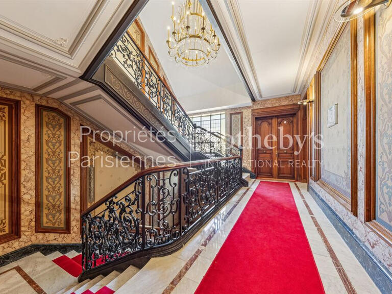 Appartement Paris 17e - 4 chambres - 239m²