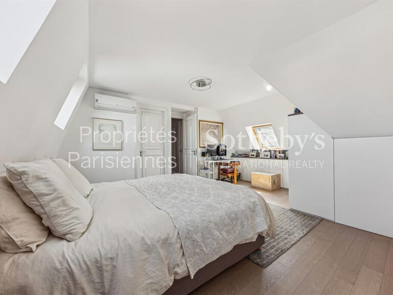 Appartement Paris 17e - 4 chambres - 239m²