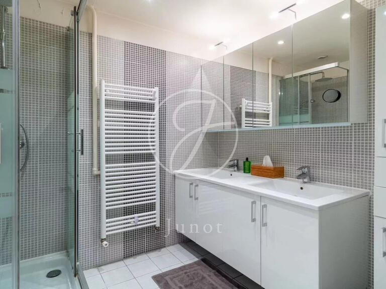 Appartement Paris 17e - 4 chambres - 132m²