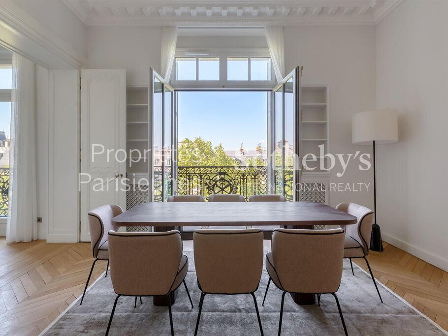 Apartment Paris 17e
