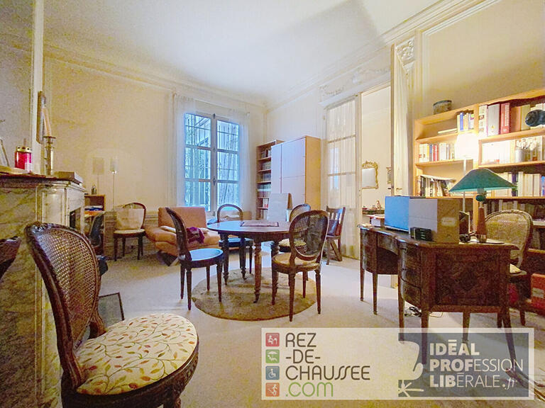 Appartement Paris 17e - 2 chambres - 138m²