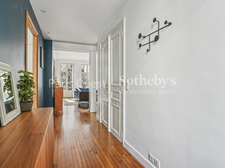 Appartement Paris 17e - 2 chambres - 81m²