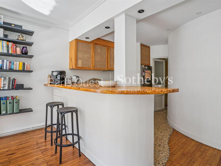 Appartement Paris 17e - 2 chambres - 81m²