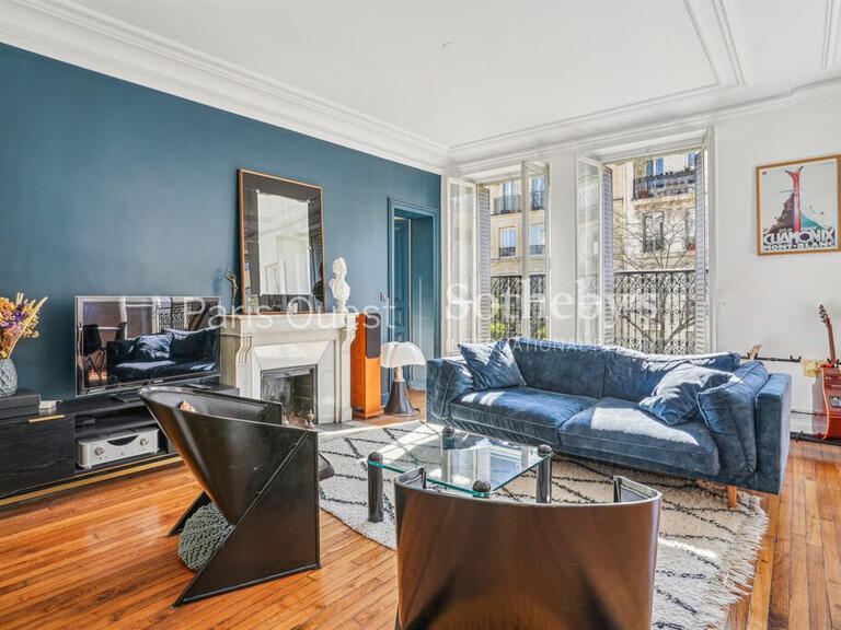 Appartement Paris 17e - 2 chambres - 81m²