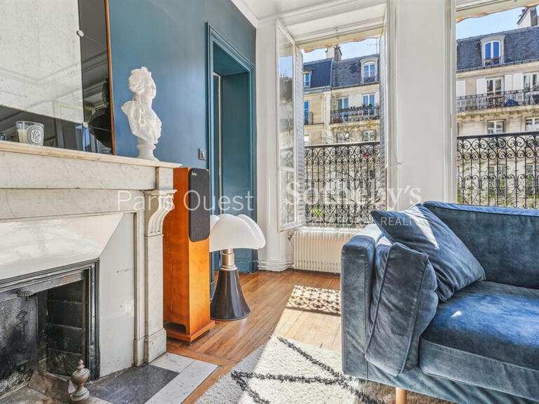 Appartement Paris 17e - 2 chambres - 81m²