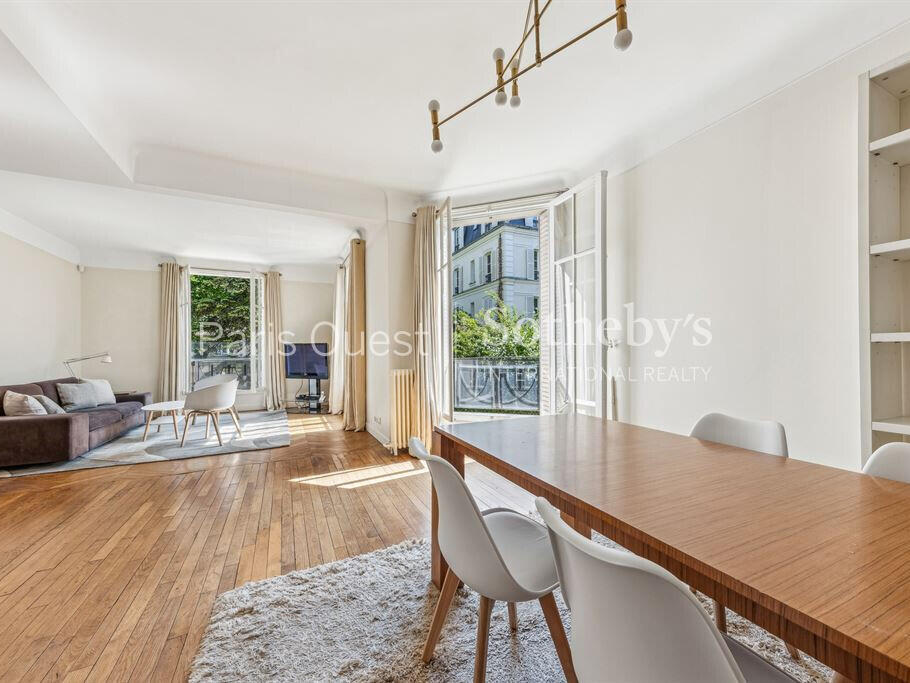Apartment Paris 17e