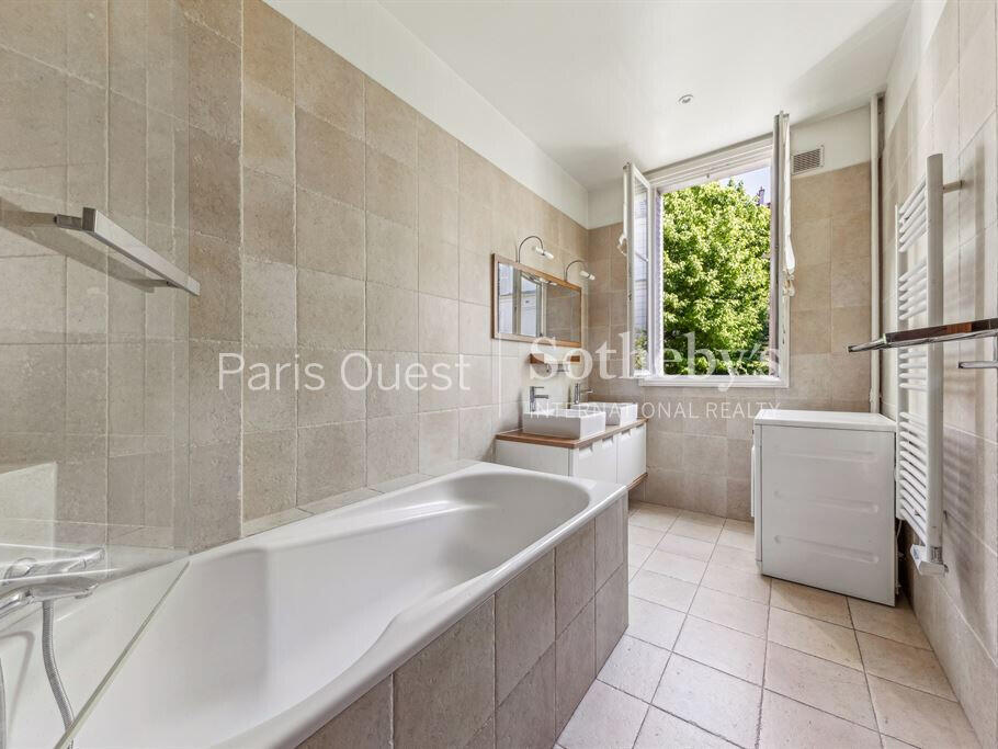 Apartment Paris 17e