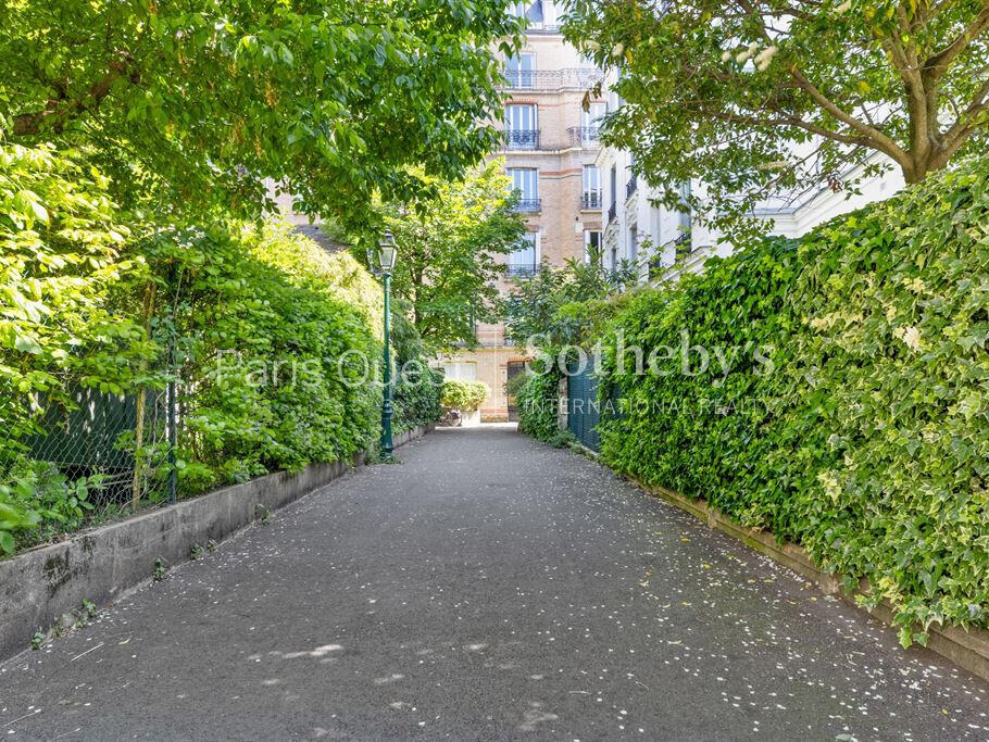 Apartment Paris 17e