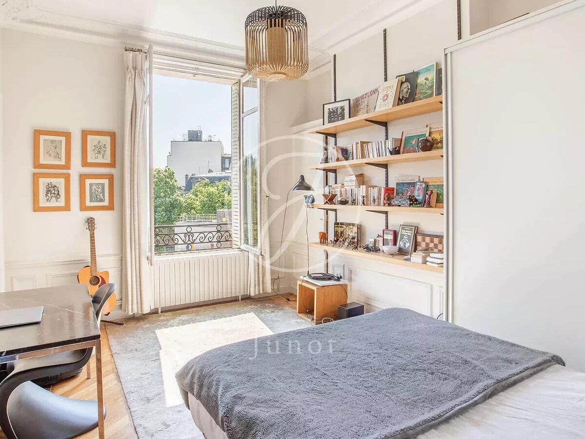 Apartment Paris 17e