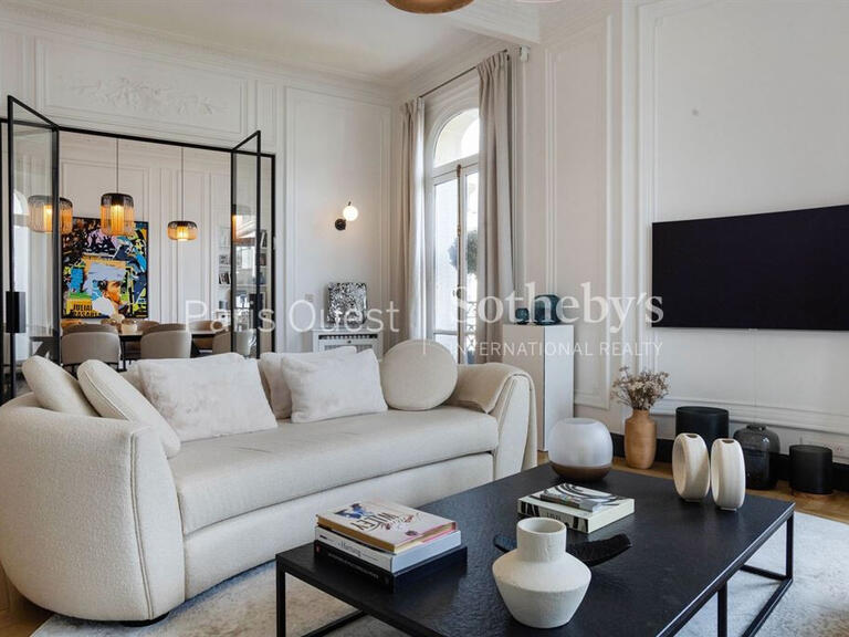 Appartement Paris 17e - 3 chambres - 193m²