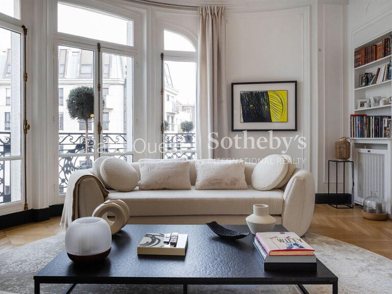 Appartement Paris 17e - 3 chambres - 193m²
