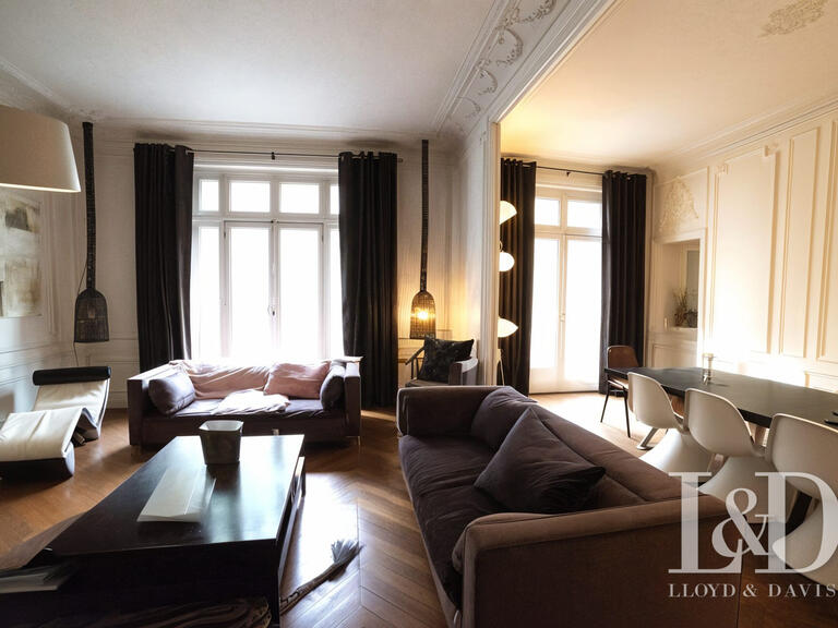 Appartement Paris 17e - 4 chambres - 200m²