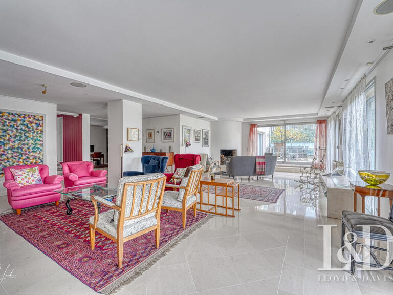 Appartement Paris 17e - 4 chambres - 290m²