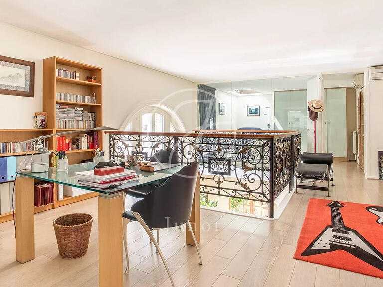 Apartment Paris 17e - 2 bedrooms - 173m²