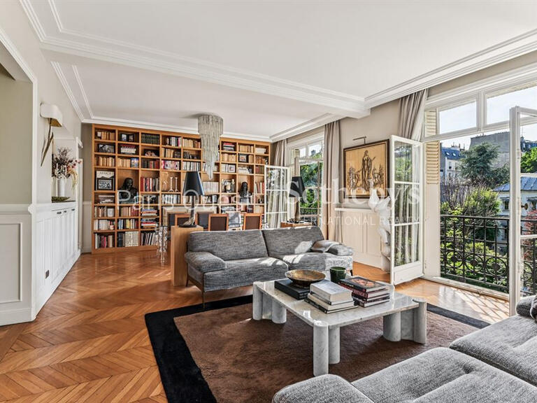 Apartment Paris 17e - 4 bedrooms - 126m²