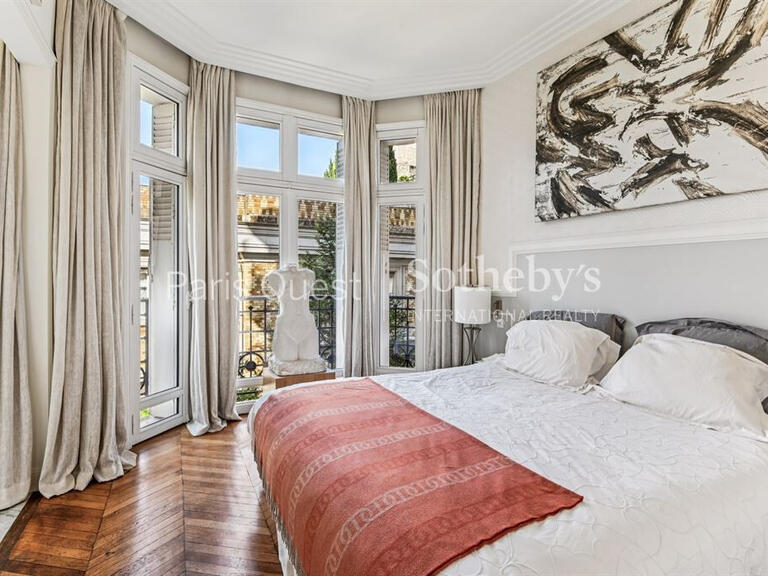 Apartment Paris 17e - 4 bedrooms - 126m²