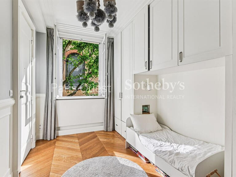 Apartment Paris 17e - 4 bedrooms - 126m²