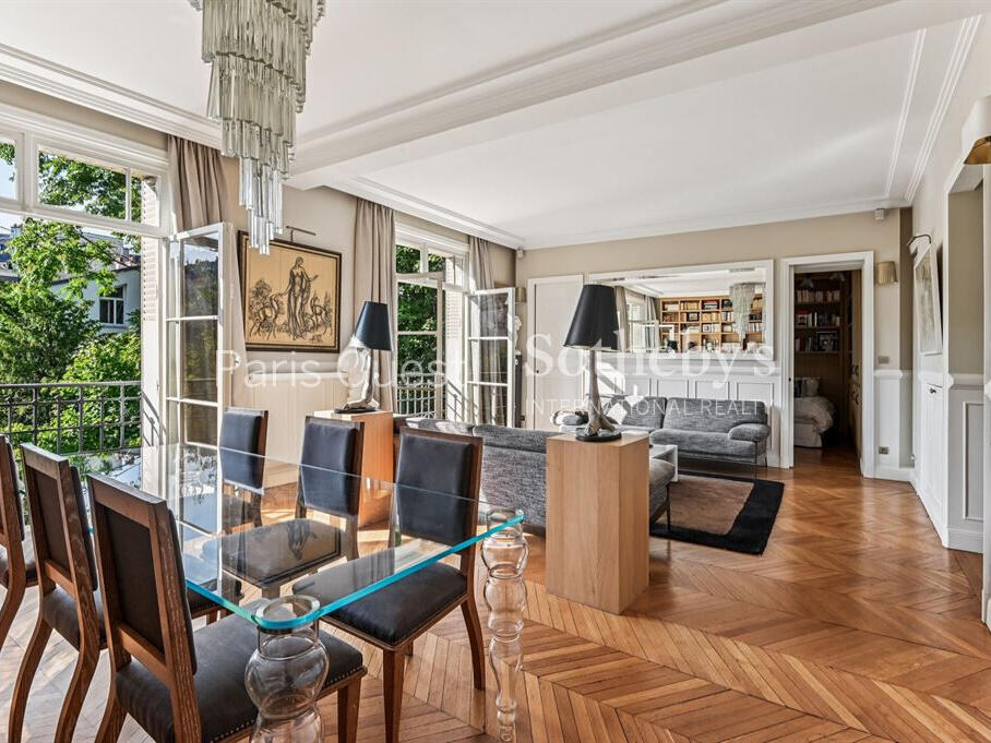 Apartment Paris 17e