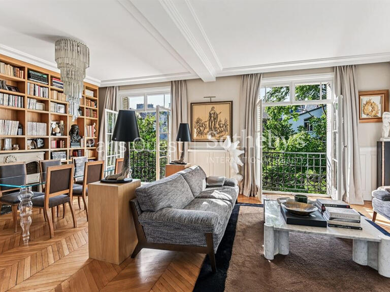 Apartment Paris 17e - 4 bedrooms - 126m²