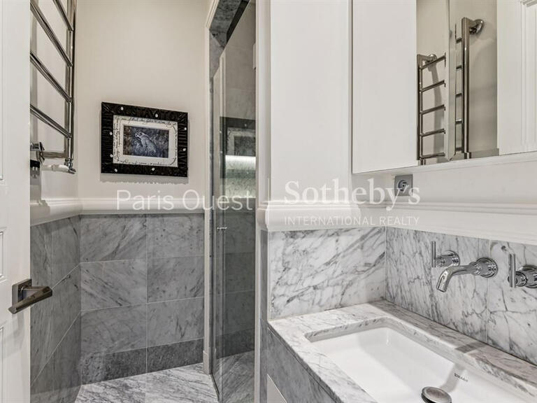 Apartment Paris 17e - 4 bedrooms - 126m²
