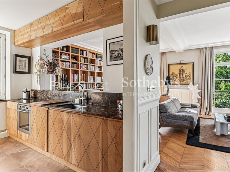 Apartment Paris 17e - 4 bedrooms - 126m²