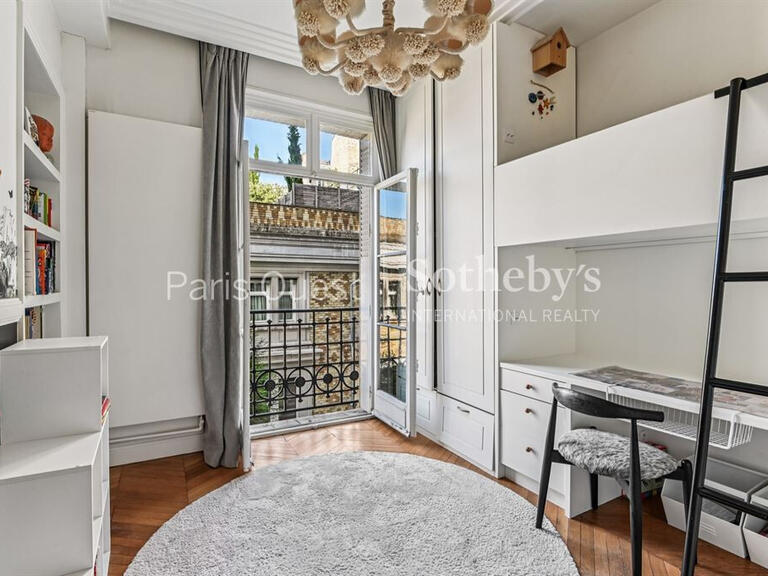 Apartment Paris 17e - 4 bedrooms - 126m²
