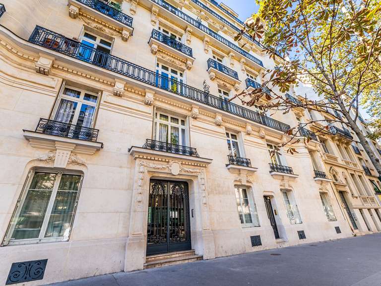 Appartement Paris 17e - 3 chambres - 116m²