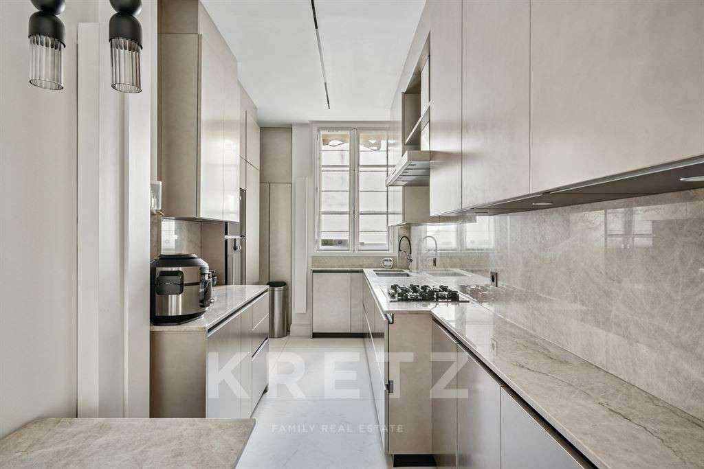 Apartment Paris 17e