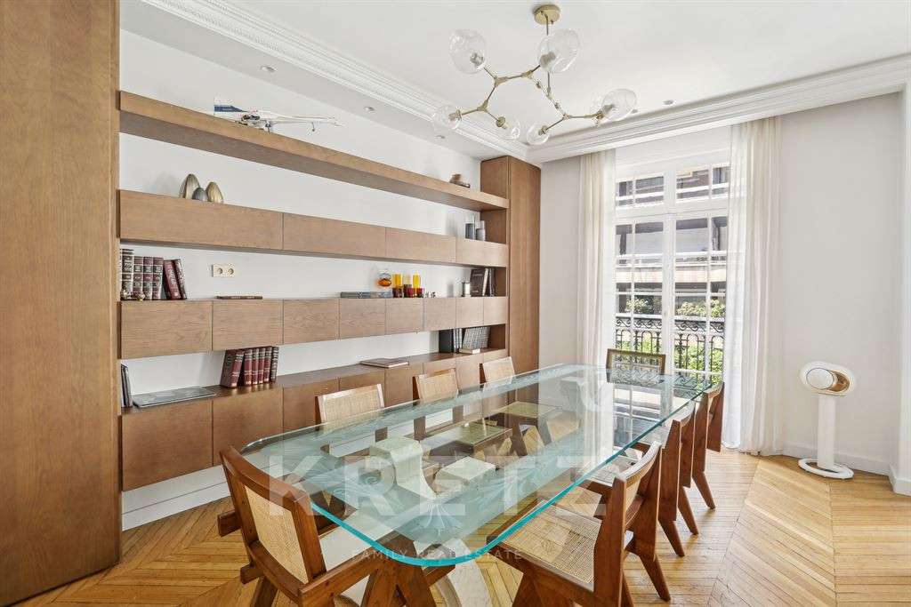 Apartment Paris 17e