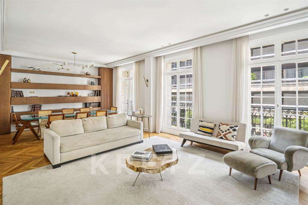 Apartment Paris 17e