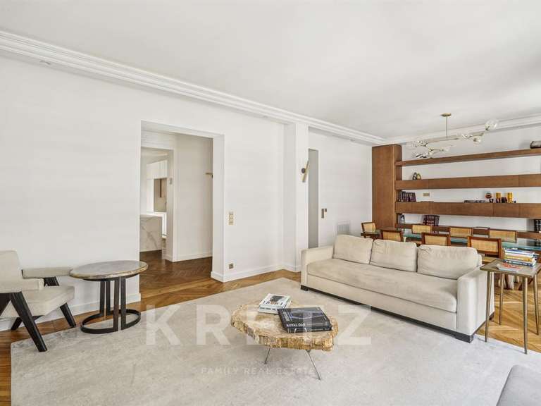 Appartement Paris 17e - 4 chambres - 139m²