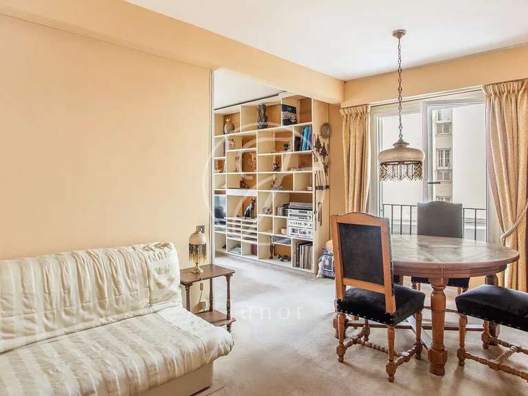 Apartment Paris 17e - 1 bedroom - 75m²