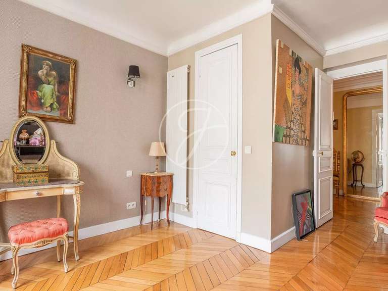 Apartment Paris 17e - 3 bedrooms - 152m²