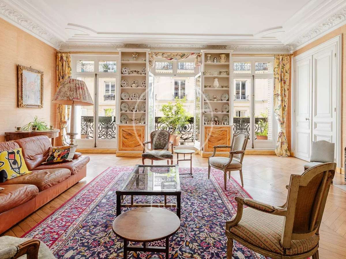 Apartment Paris 17e