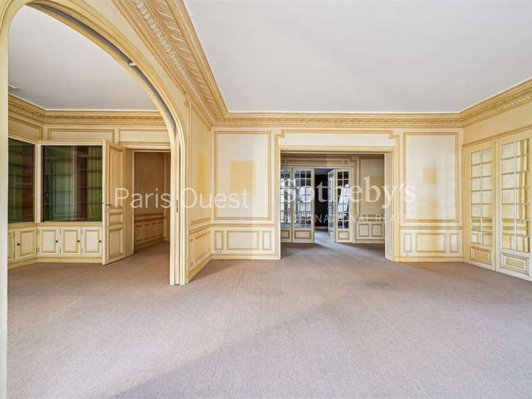 Appartement Paris 17e - 4 chambres - 235m²