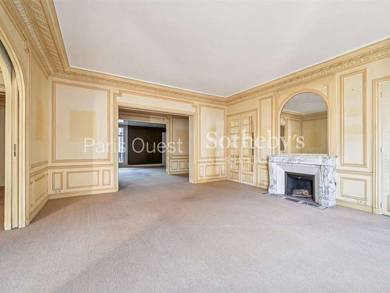 Appartement Paris 17e - 4 chambres - 235m²