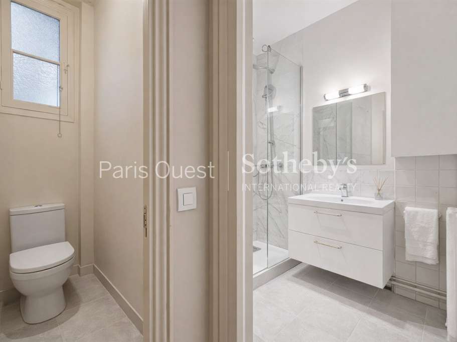 Apartment Paris 17e
