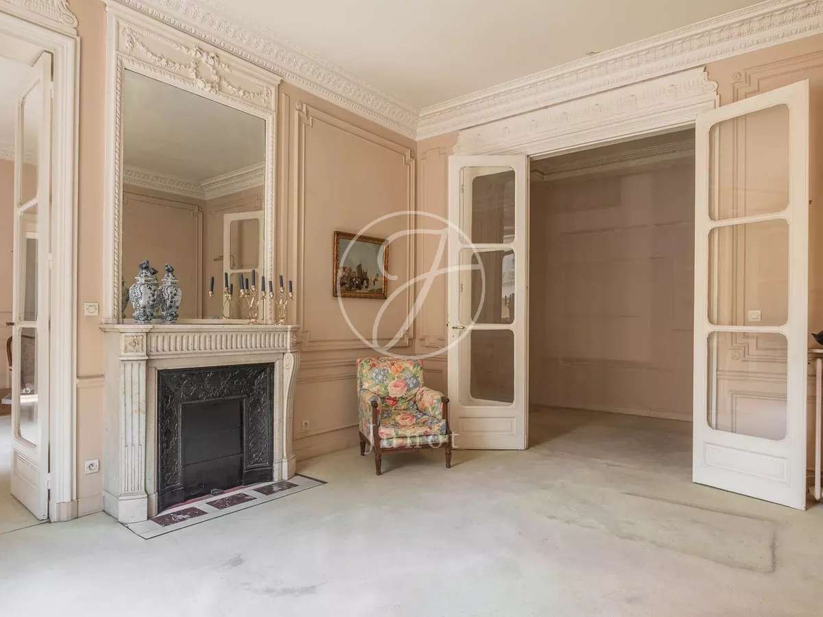 Apartment Paris 17e