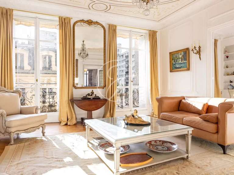 Appartement Paris 17e - 4 chambres - 178m²