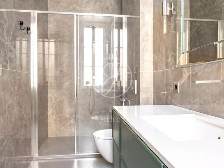 Appartement Paris 17e - 4 chambres - 178m²