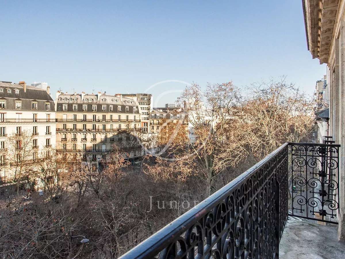 Apartment Paris 17e