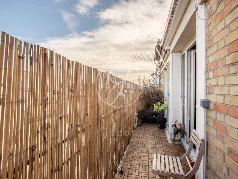 Appartement Paris 17e - 2 chambres - 98m²