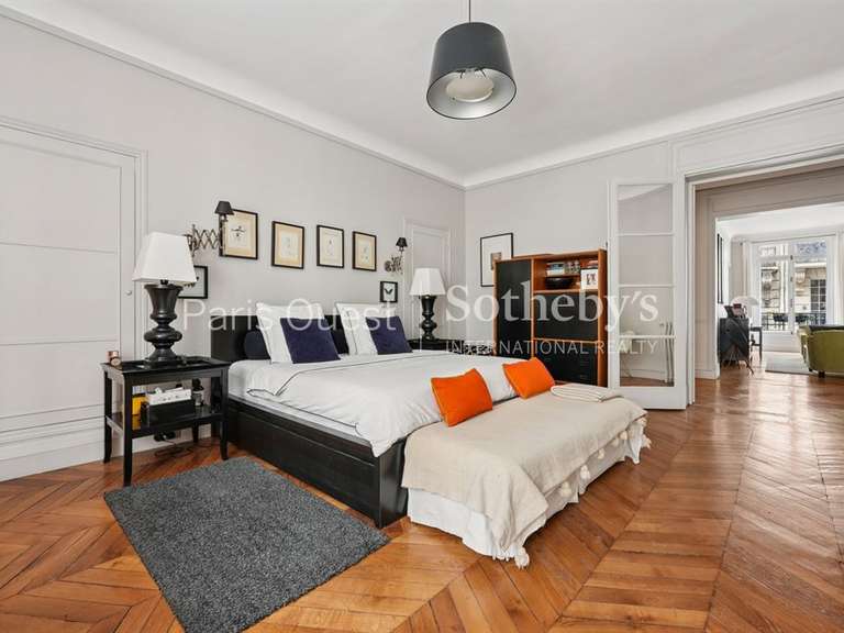 Appartement Paris 17e - 4 chambres - 238m²