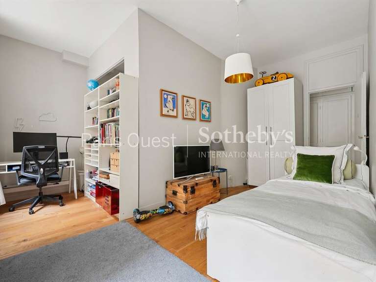 Appartement Paris 17e - 4 chambres - 238m²