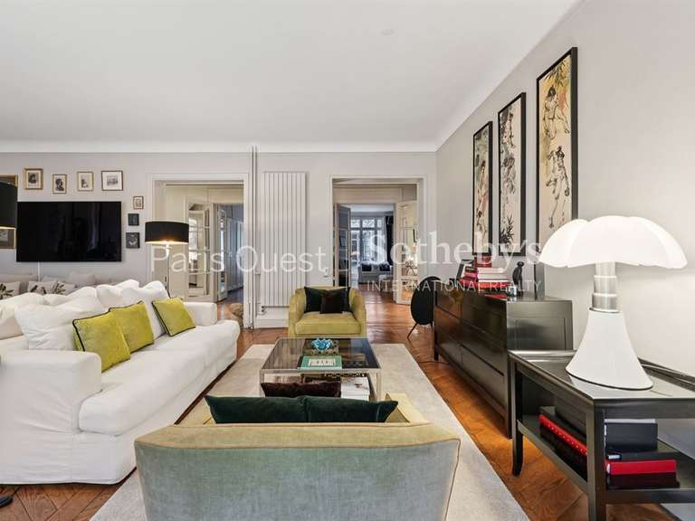 Appartement Paris 17e - 4 chambres - 238m²