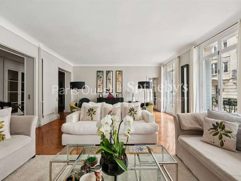 Appartement Paris 17e - 4 chambres - 238m²