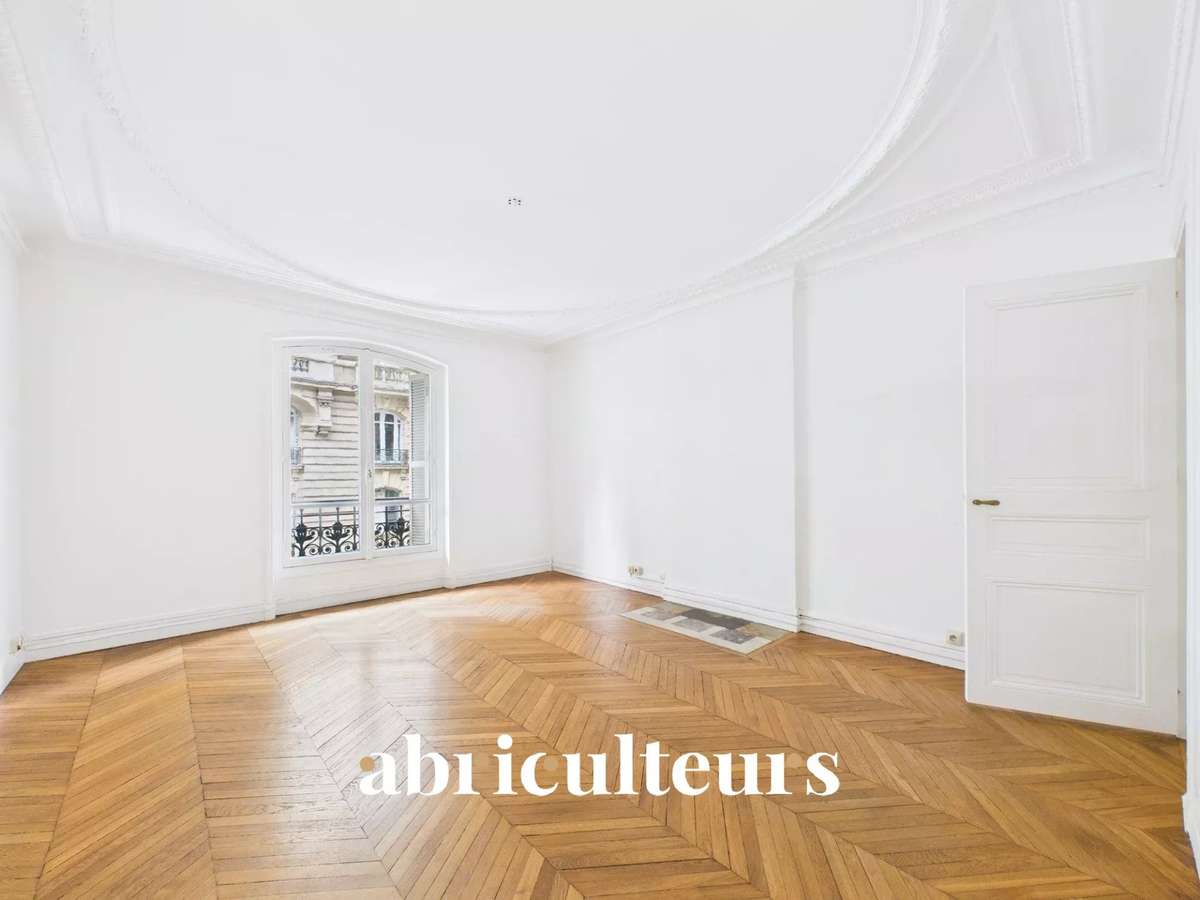 Apartment Paris 17e