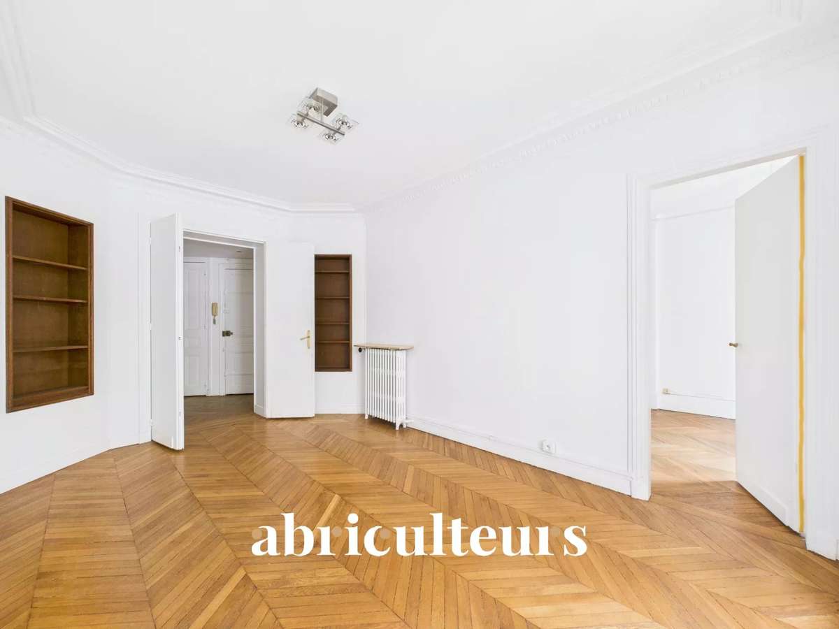 Apartment Paris 17e