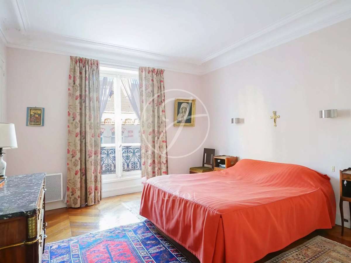 Apartment Paris 17e