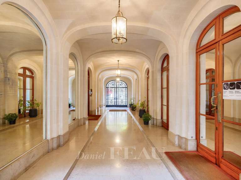 Appartement Paris 17e - 3 chambres - 133m²